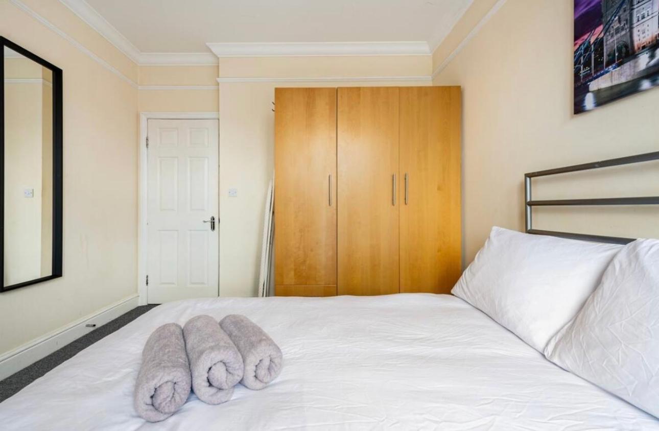 Lovely 3-Bed 20 Minutes To Central לונדון מראה חיצוני תמונה