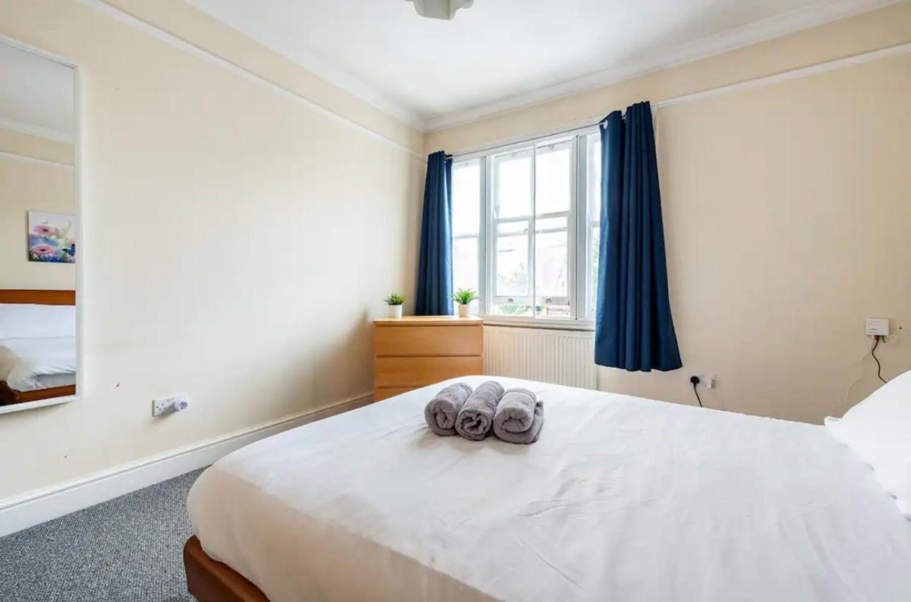 Lovely 3-Bed 20 Minutes To Central לונדון מראה חיצוני תמונה