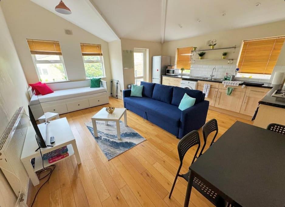 Lovely 3-Bed 20 Minutes To Central לונדון מראה חיצוני תמונה